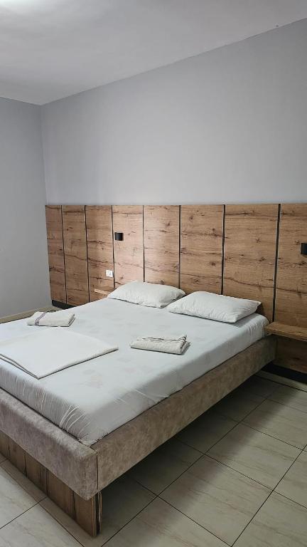 Hotel Marigona - Image 2