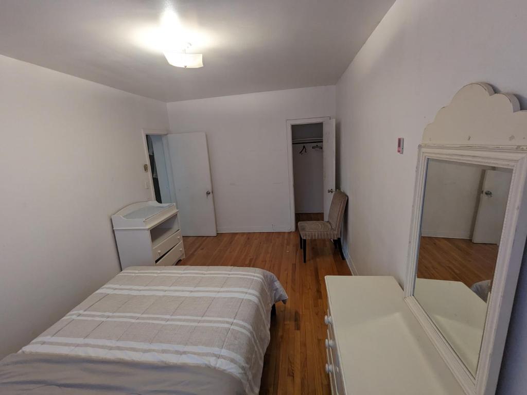 4720 Av Dupuis - Housity