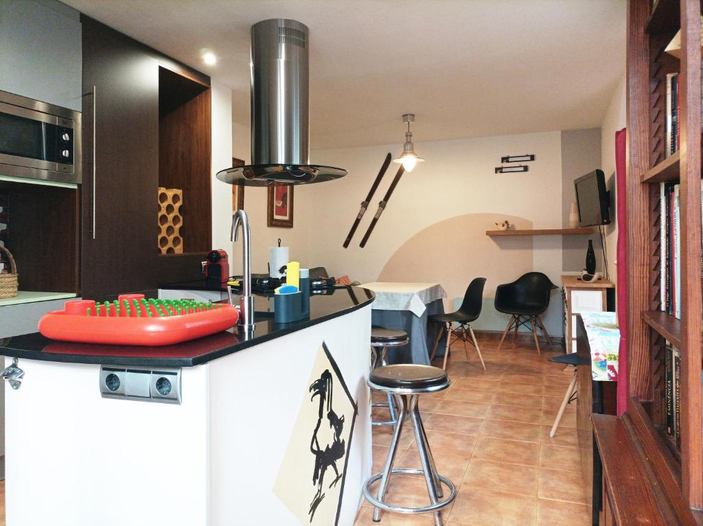Kuchnia lub aneks kuchenny w obiekcie Casa de la Portuguesa, bonita terraza con barbacoa