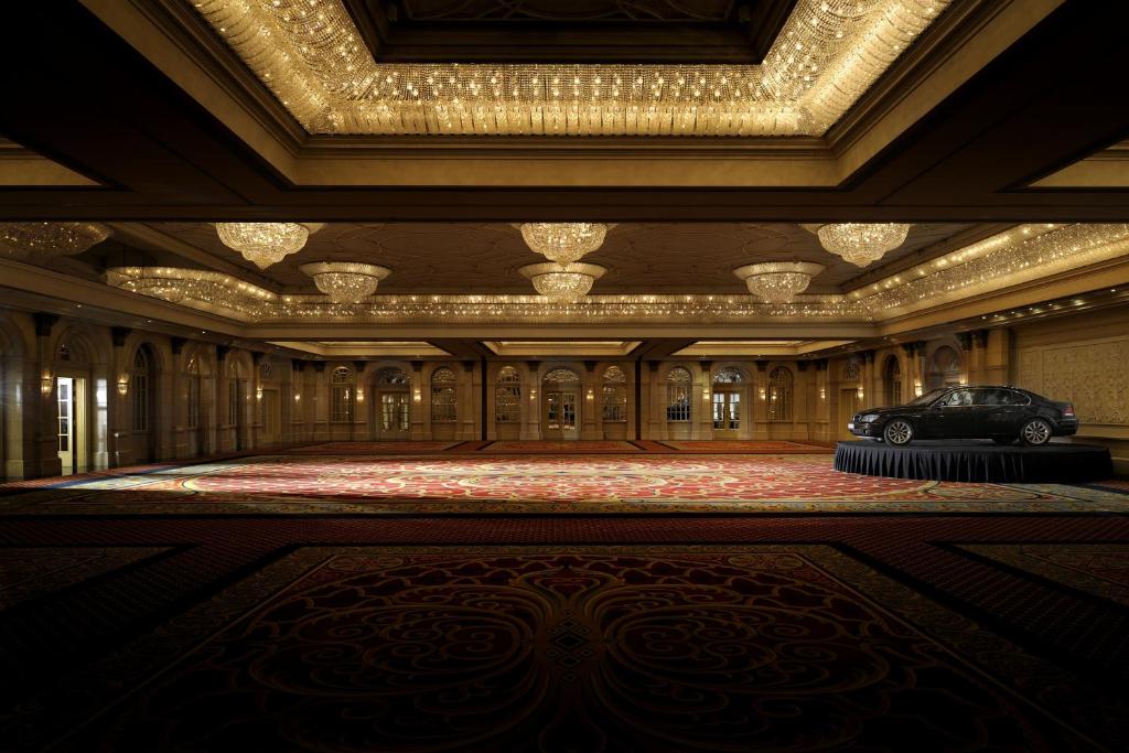 Фотография из галереи The Bristol Hotel by Royal Orchid Hotel Management в Дубае