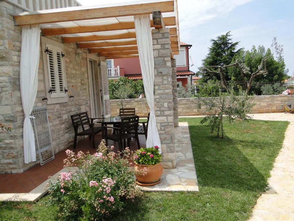 Apartments Villa Ela - 8