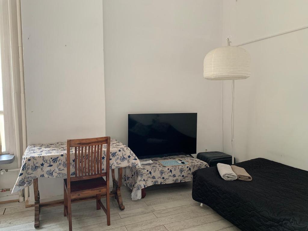 TV a/nebo společenská místnost v ubytování Amazing Art Loft / City Centrum/ Free Parking