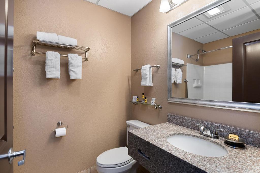 Antioch Hotel & Suites - Standaard King Room - Niet Roken