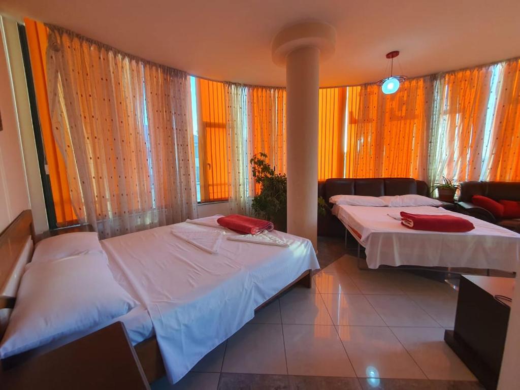 Postel nebo postele na pokoji v ubytování Hotel W Bush Square
