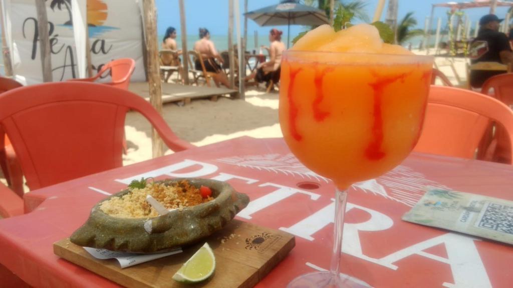 Casa de Praia Maria Farinha beach