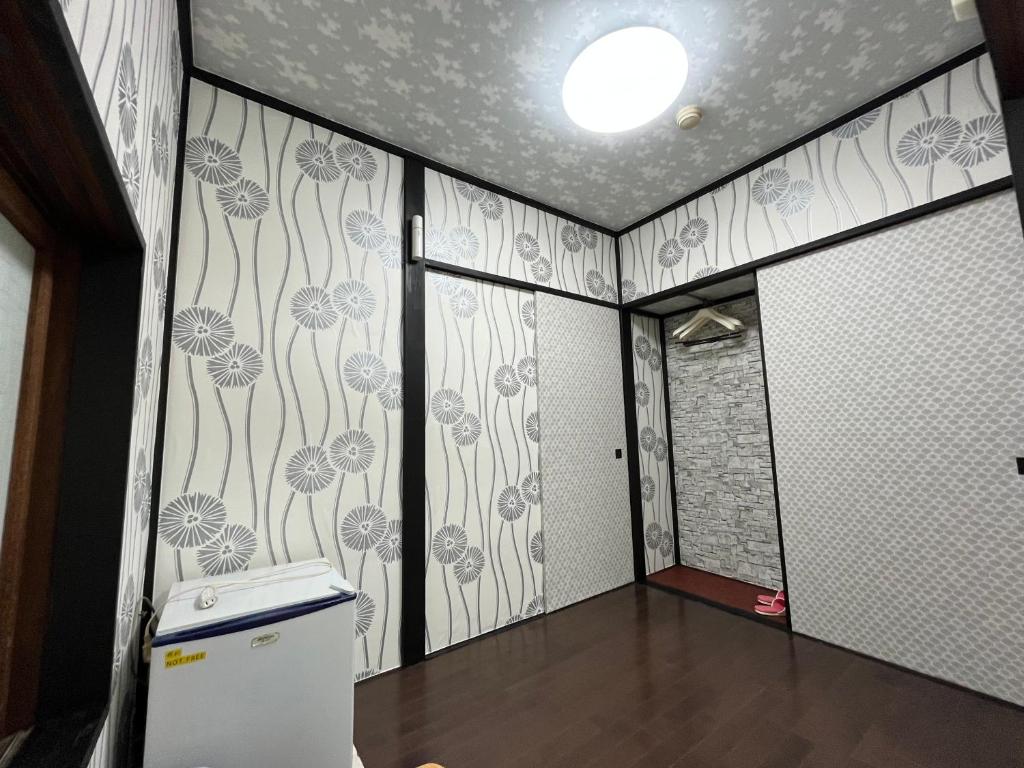 Koupelna v ubytování Lucky Hotel