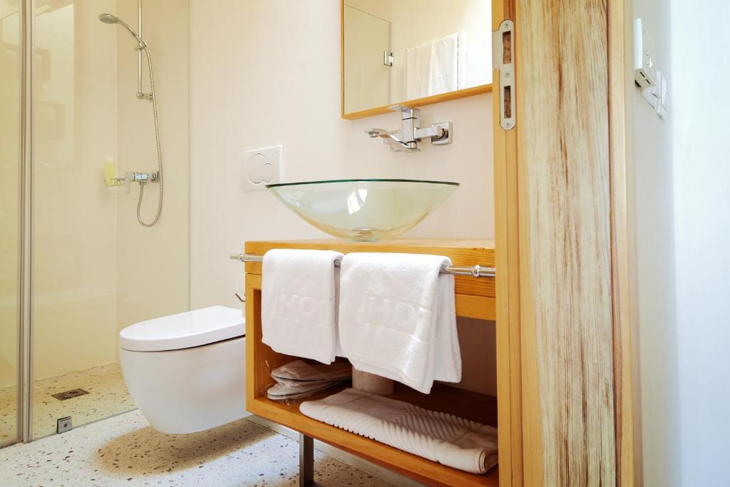 Koupelna v ubytování Hotel Gracanica