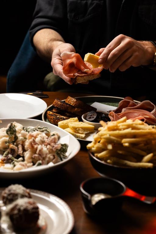 West Hotel Sydney, Curio Collection by Hilton - Resim 35