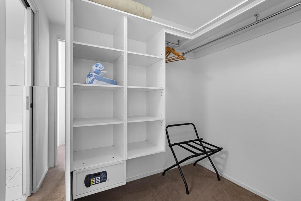 Knihovna v aparthotelu