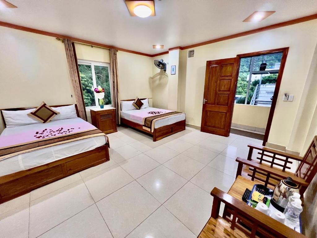 Manh Vuong Hotel CatBa - 12