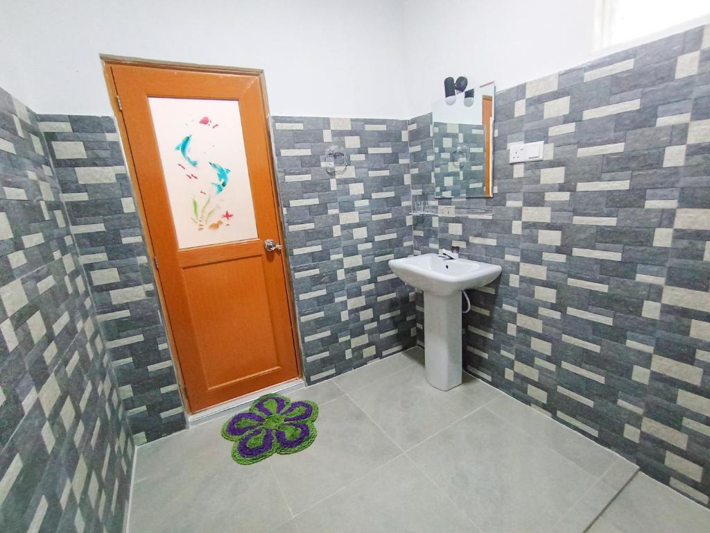 Sigiriya Amenity Home Stay - 11