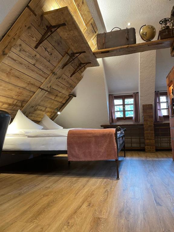 Romantik Hotel U Raka - Resim 37