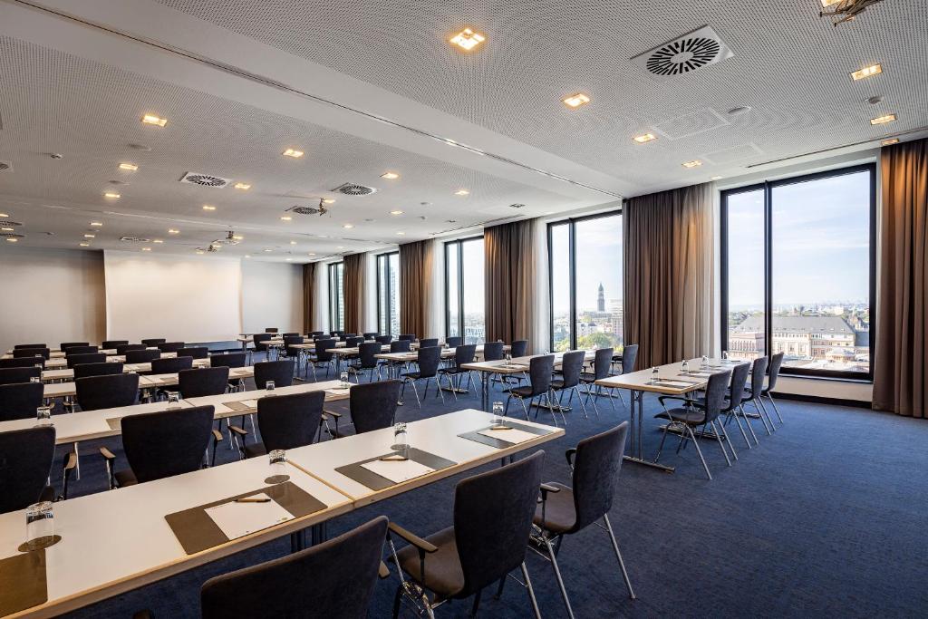 IntercityHotel Hamburg Dammtor-Messe - Resim 37