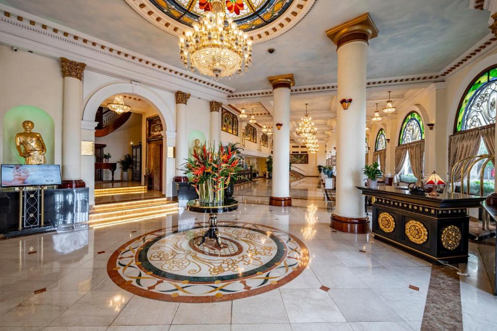 Vstupní hala nebo recepce v ubytování Hotel Majestic Saigon