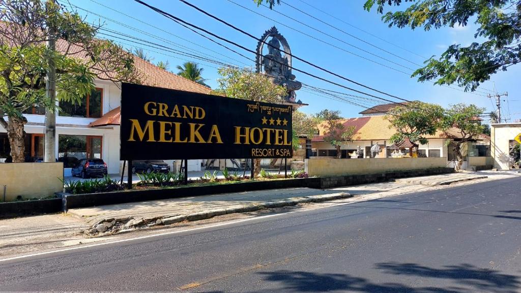 Okolí hotelu