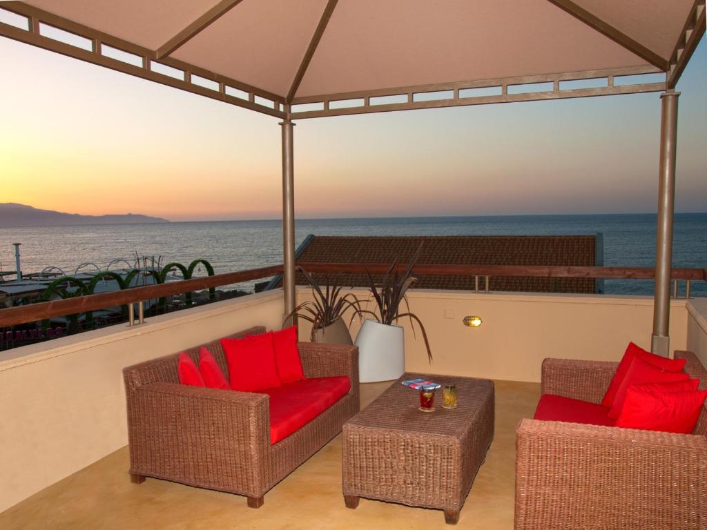 Mylos Hotel Apartments - Penthouse Studio With Sea View (2 Adults)