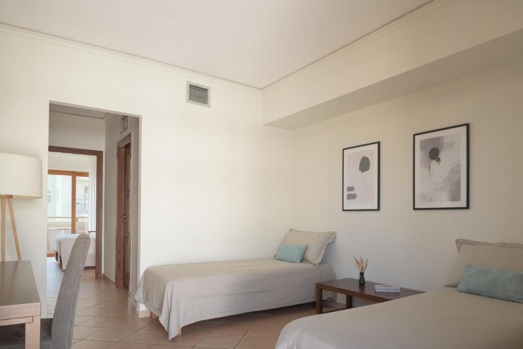 Theartemis Palace - 18