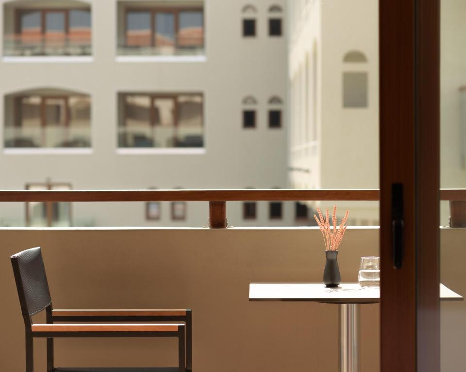 Theartemis Palace - 16