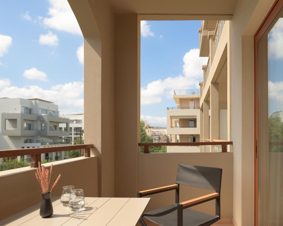 Theartemis Palace - 15