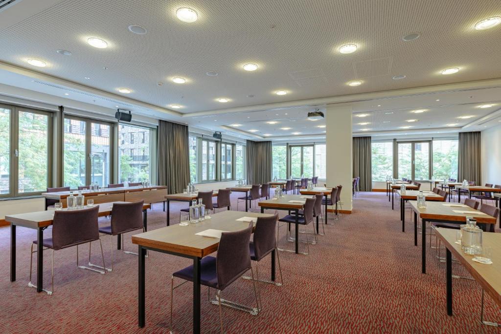 Konferenční prostory v ubytování Crowne Plaza Amsterdam - South by IHG