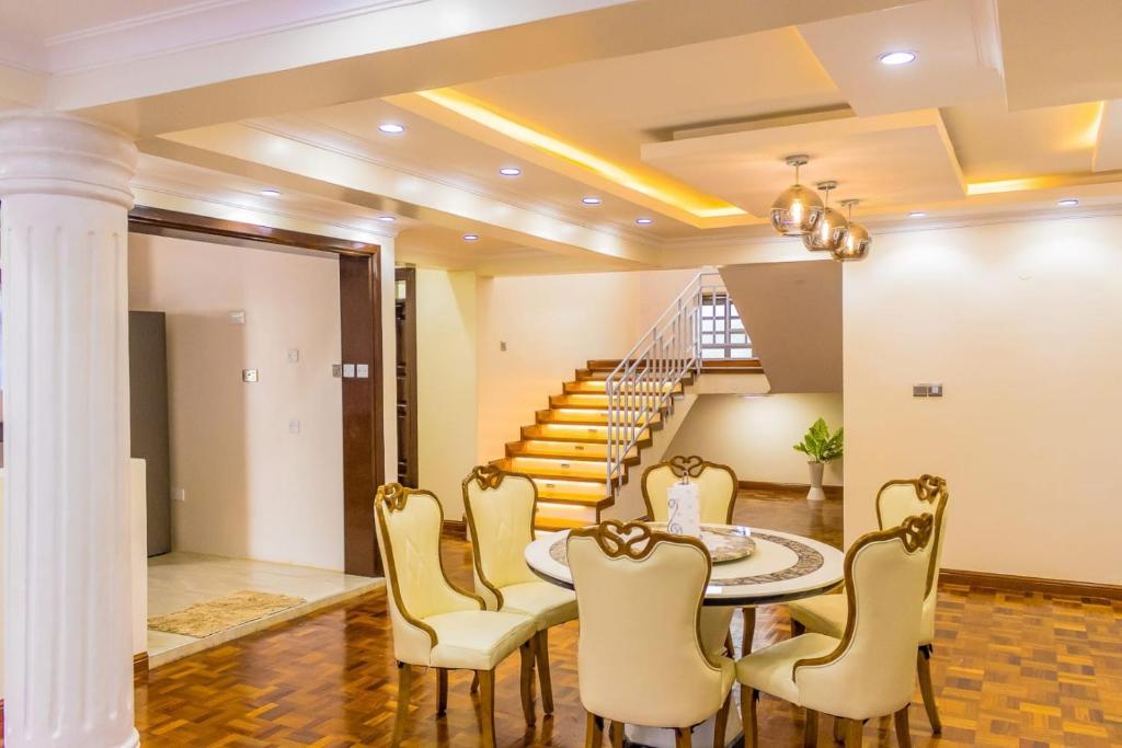 Nanyuki Likizo Castle, Naro Moru (updated prices 2024)