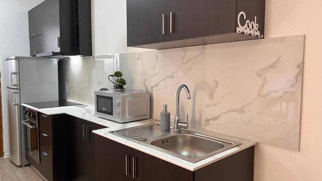 Julia Apartment - Image 1