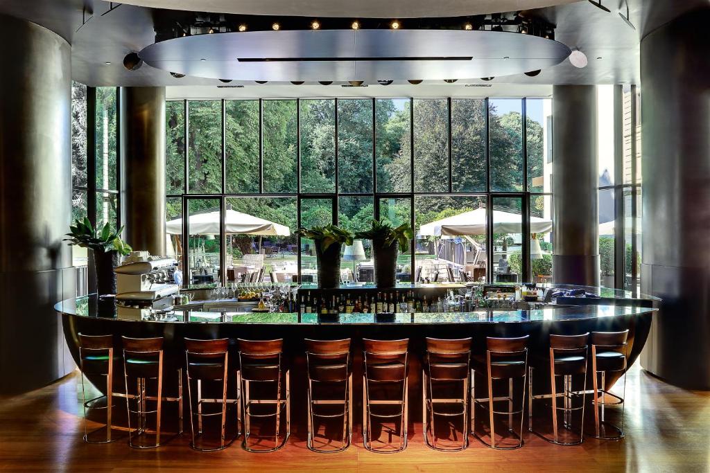 Restaurace v ubytování Bvlgari Hotel Milano