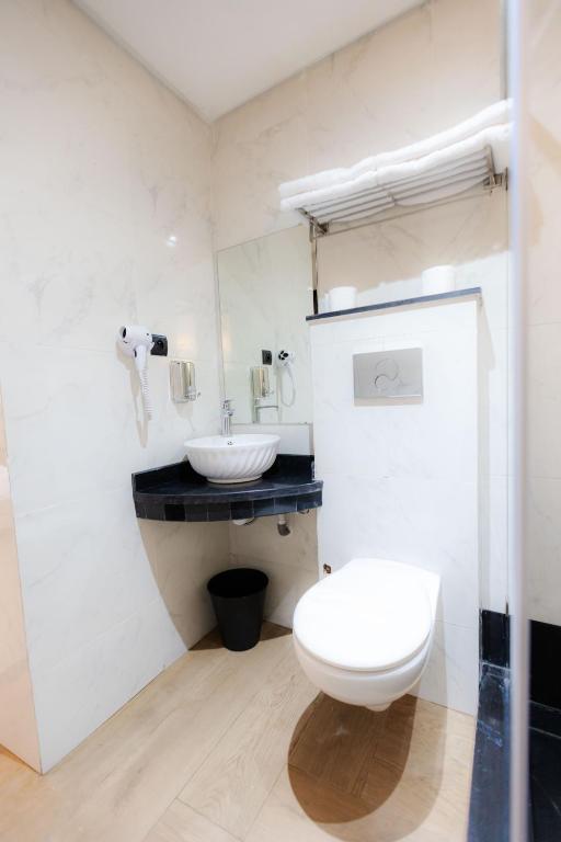 Koupelna v ubytování Ennesma Hotel