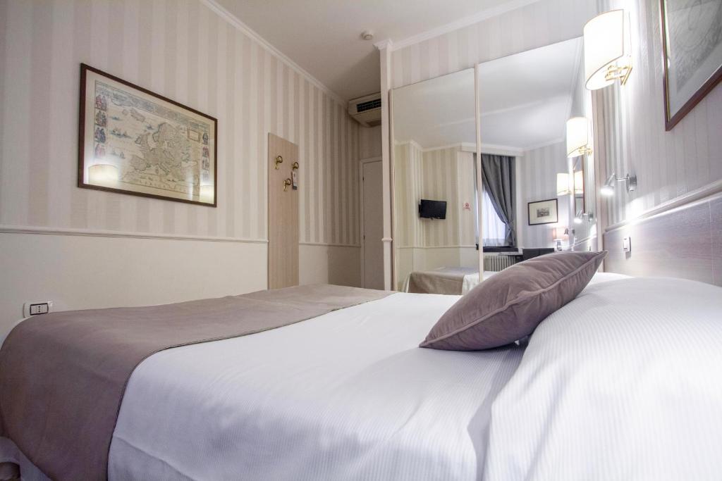 Hotel Flora - Resim 20