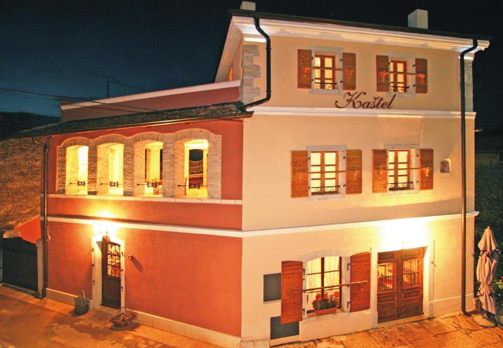 Budova, kde se bed and breakfast nachází