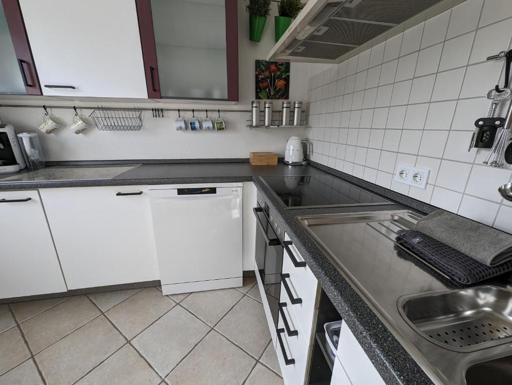 Kuchyň nebo kuchyňský kout v ubytování Ferienwohnung BergPfote - Hund herzlich willkommen