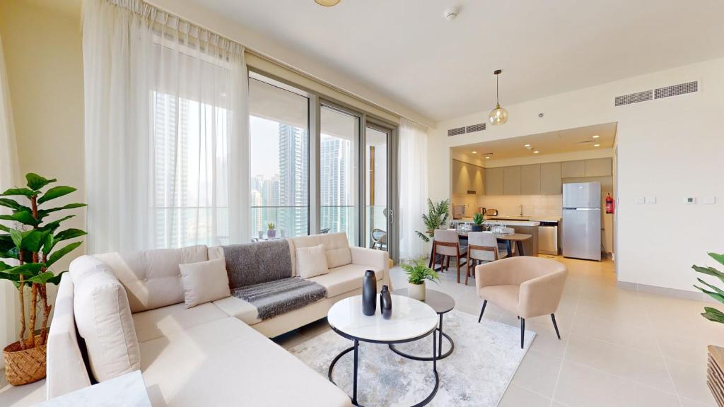 Fotografie z fotogalerie ubytování Forte Tower 2 - Glamorous Three Bedroom v Dubaji