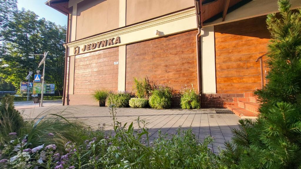 Budova, v ktorej sa apartmán nachádza