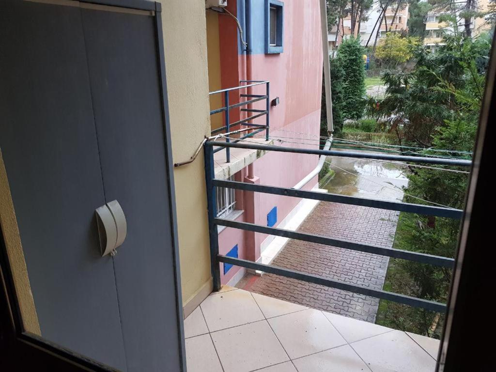 Cozy Apartment in Golem Beach - Imazhi 7