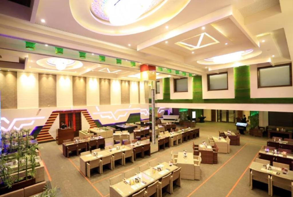 Posezení v ubytování The Vivaan Hotel & Resorts Karnal