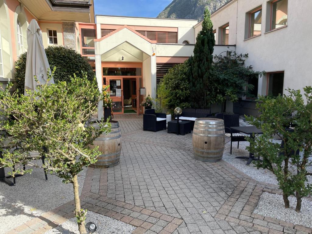 Budova, kde se hotel nachází