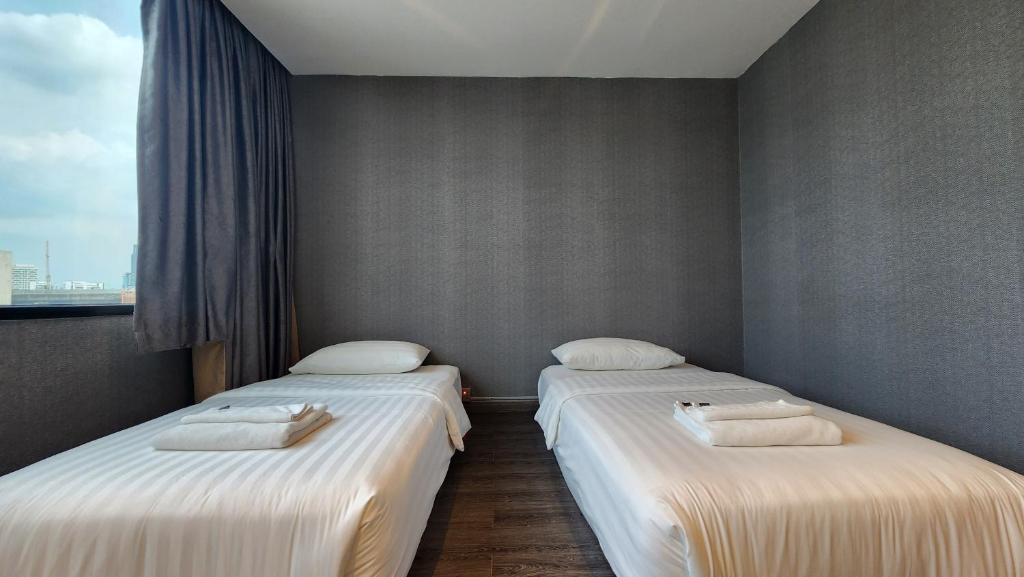 Happy Station Bangkok - 19