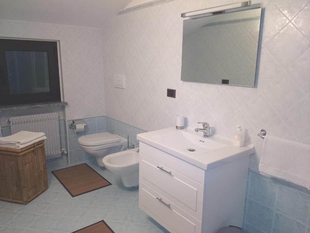 A bathroom at Ciclaminis