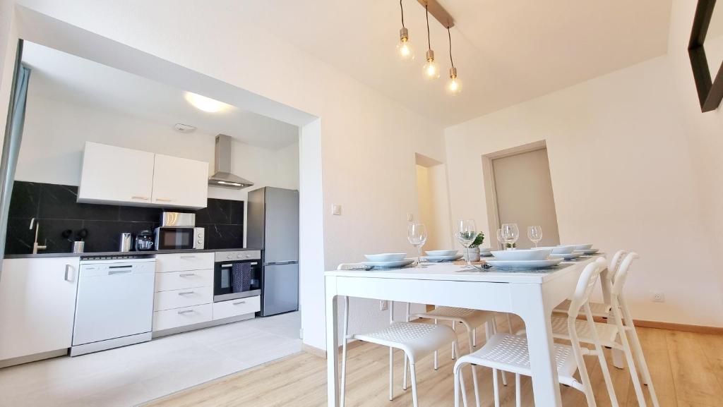 Le Triplex - 5 chambres - 10 pers- Fibre - Relax BNB – photo 49