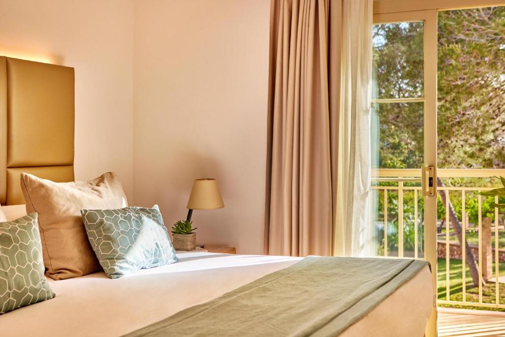 Zafiro Mallorca & Spa - One-Bedroom Penthouse Suite With Plunge Pool