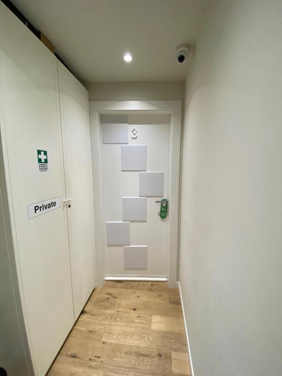 Fotografia z galérie ubytovania Malvezzi24 Boutique Rooms v destinácii Desenzano del Garda