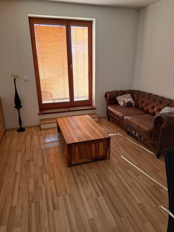 Posezení v ubytování Apartament in the center of Poprad-free parking