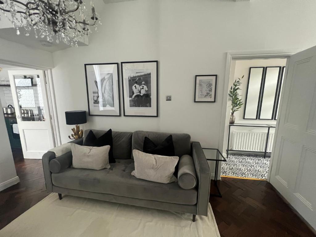 Posezení v ubytování Luxury Belfast Stay - Townhouse