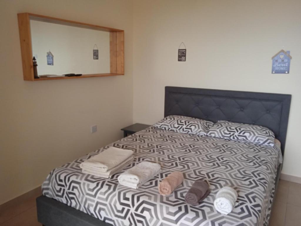 Lova arba lovos apgyvendinimo įstaigoje Xylophagou Rest and Relax 3 Ayia Napa Larnaca 1 bedroom apartment