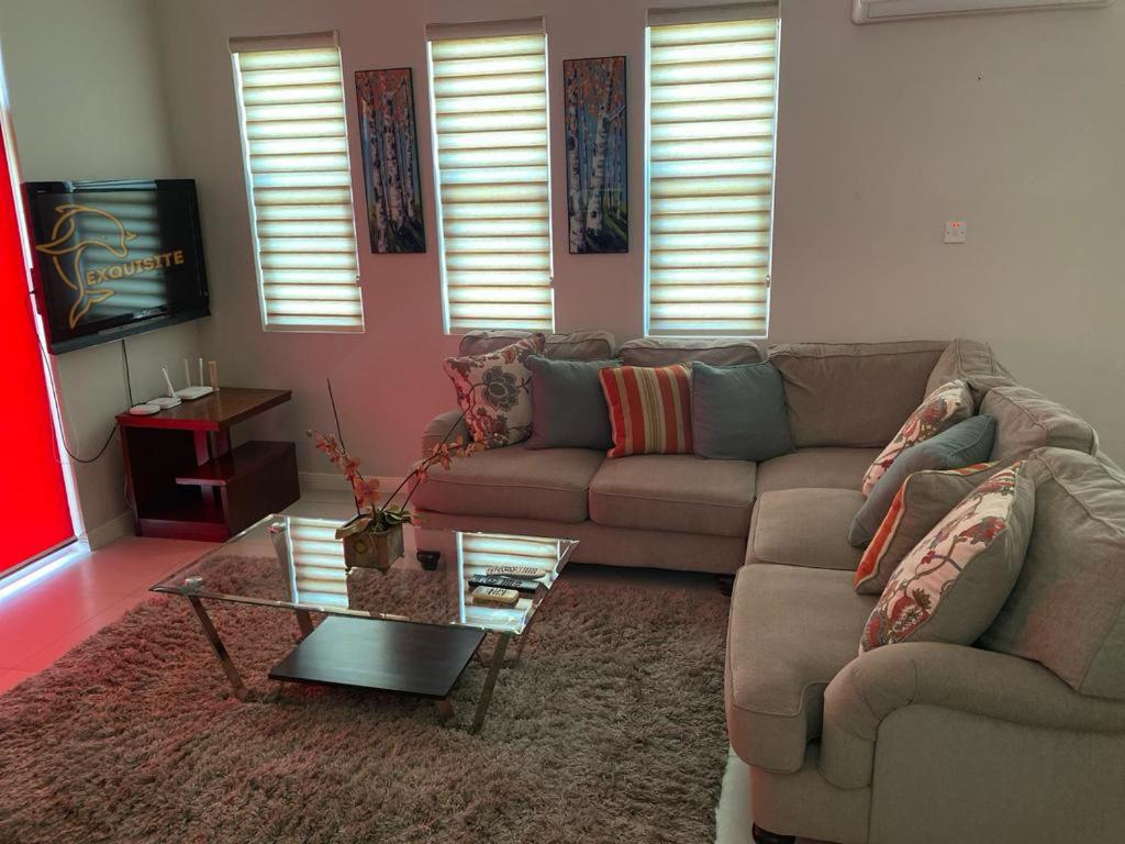 KINGSWAY 21, Kingston (aktualisierte Preise für 2024)