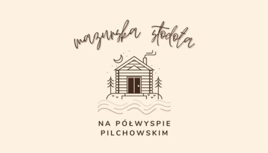 logotipo del hotel Aipapa con una casa pequeña en Mazurska Stodoła Na Półwyspie Pilchowskim, en Pilchy