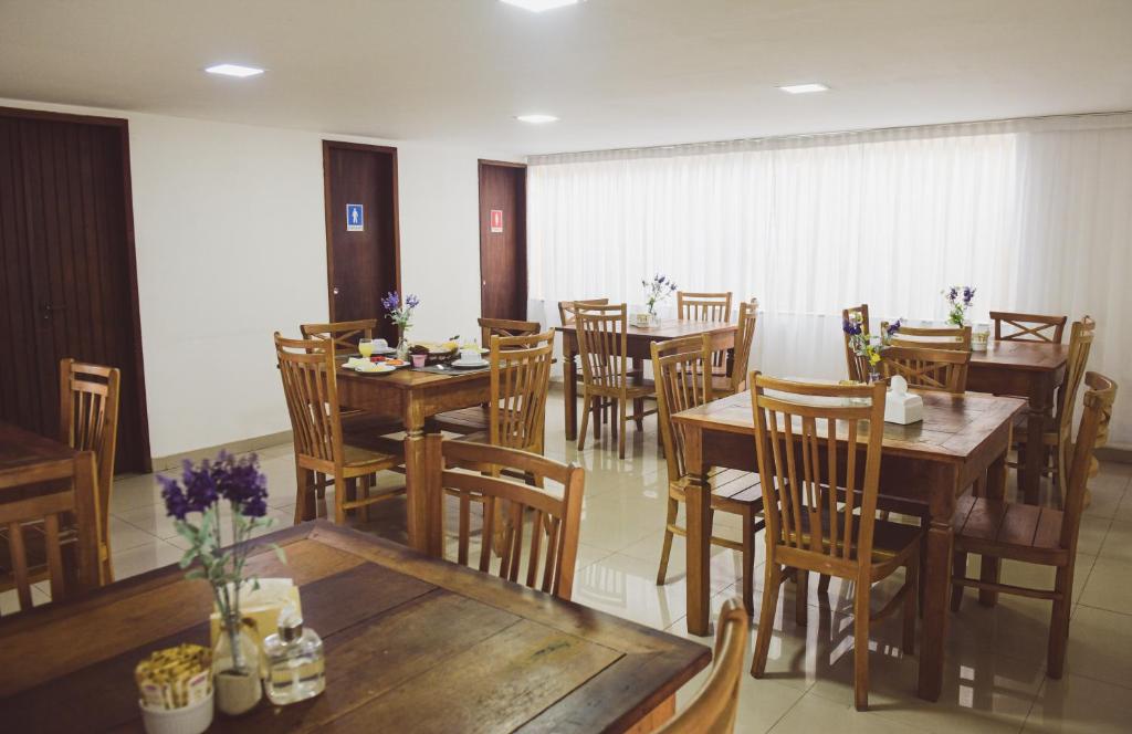 Restaurace v ubytování Pousada Xerxes