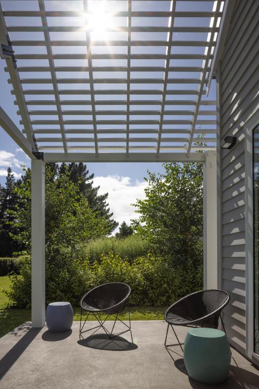 305 in the Vines - Resim 23