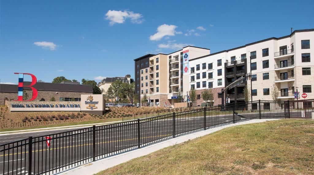 Hampton Inn & Suites Atlanta-Galleria photo