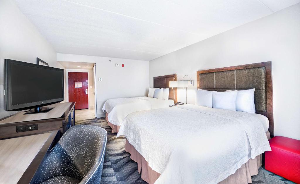Hampton Inn & Suites Atlanta-Galleria - 